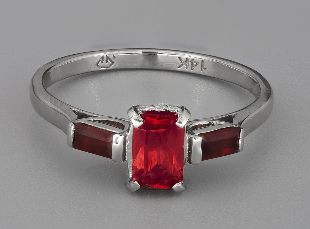 14k gold ring with garnets and diamonds - 戒指 - 贵金属 金色