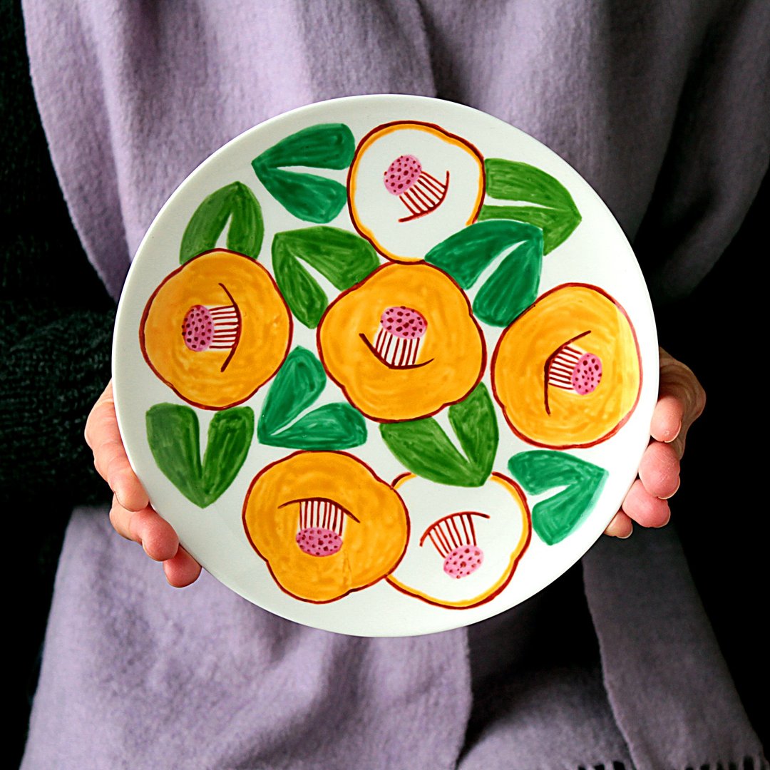 Yellow camellia plate - 浅碟/小碟子 - 瓷 黄色