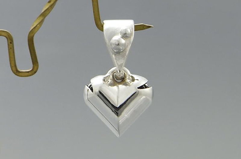 heart smile_P1 (s_m-P.15) only pendant top without a chain 沒有銀鍊 sterling silver - 项链 - 纯银 银色