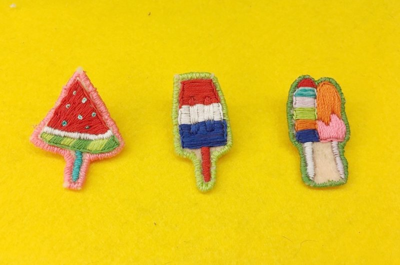 冰棒 人手刺绣胸针 - 胸针 - 绣线 多色