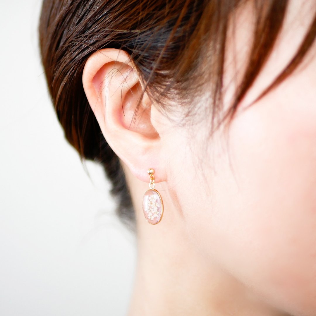 pressed flower earrings - 耳环/耳夹 - 树脂 粉红色