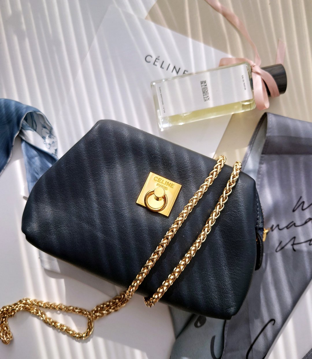中古包 CELINE 圆环链条包化妆包云朵包斜背包斜挎包手拿包单肩包 - 侧背包/斜挎包 - 真皮 蓝色