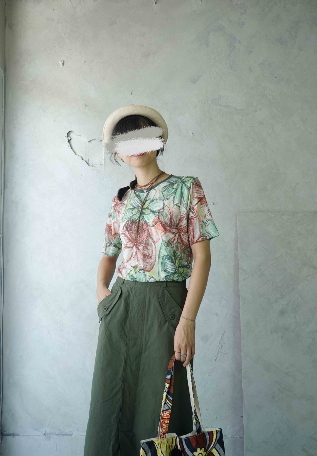 寻宝古着-蜡笔笔触叶脉印花针织上衣 - 女装 T 恤 - 聚酯纤维 白色