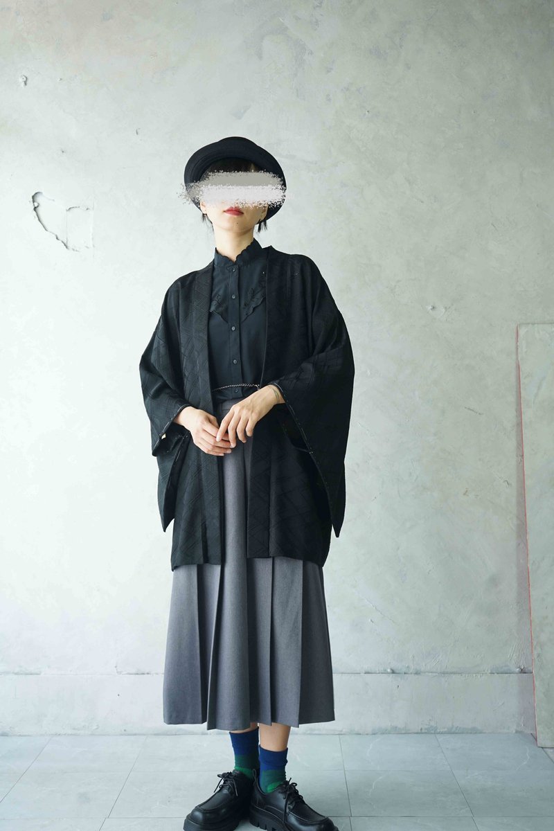 寻宝古着-黑色绢料立体菱格纹织纹质感日本羽织和服 - 女装休闲/机能外套 - 丝．绢 黑色