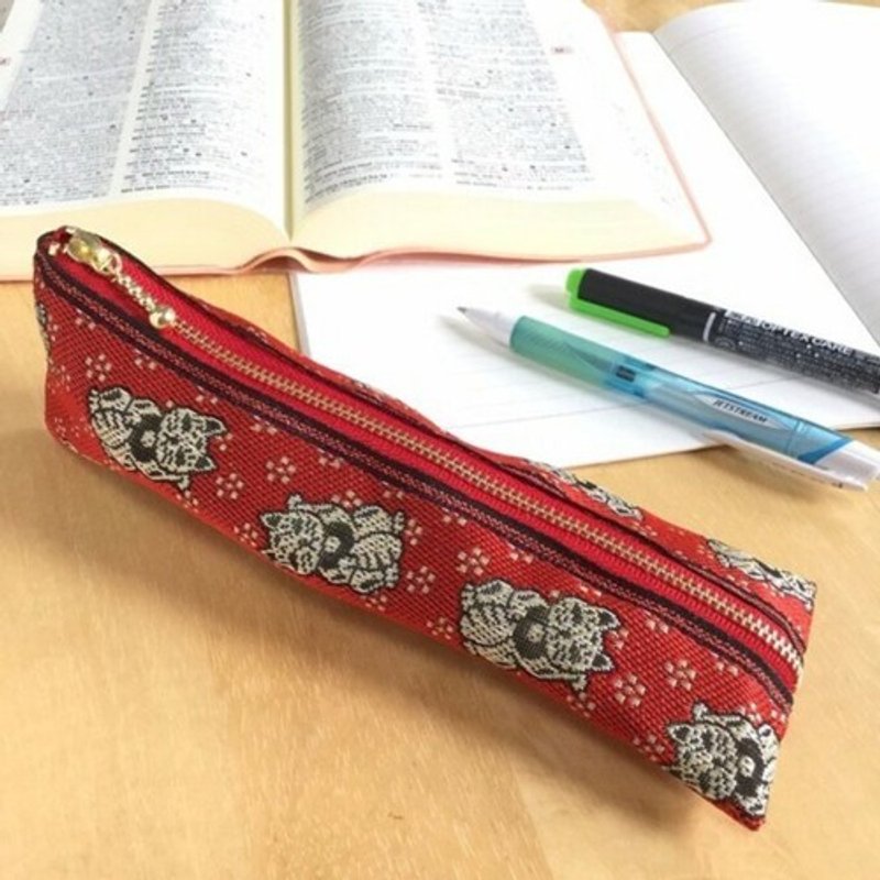 ペンケース【招き猫】畳縁製　テトラ型　縁起物　猫　赤 - 铅笔盒/笔袋 - 其他材质 红色