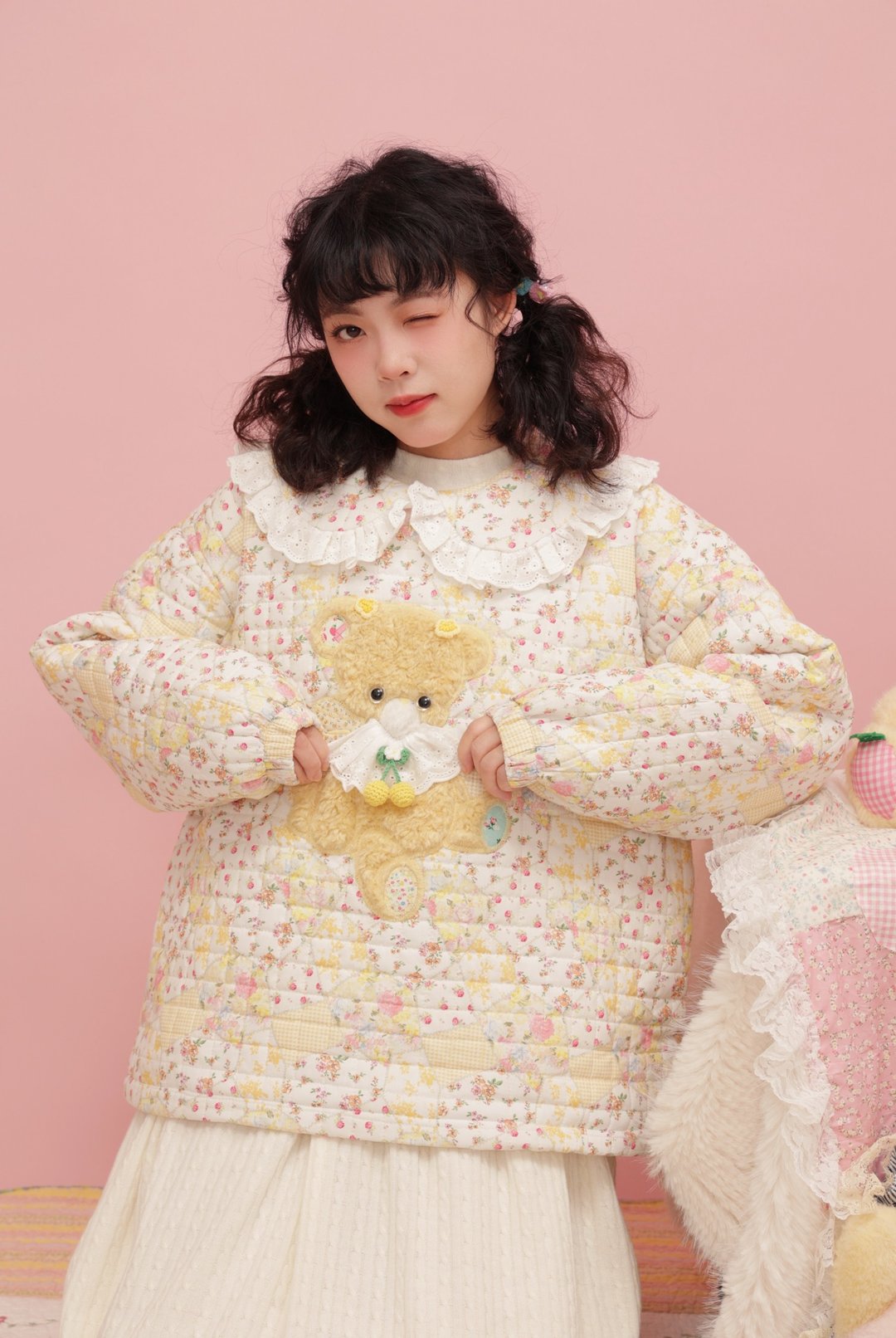 昭和少女 小熊毛绒娃娃领棉衣外套 - 女装上衣 - 其他材质 黄色