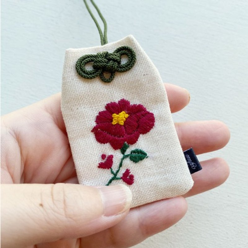 斯堪的纳维亚花卉火星包和护身符包 - 名片夹/名片盒 - 棉．麻 红色