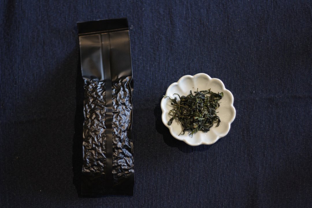 KAKU TEA │蜷花 四季春乌龙茶(60g)台湾好茶 原叶茶 精致铁罐装 - 茶 - 其他材质 蓝色