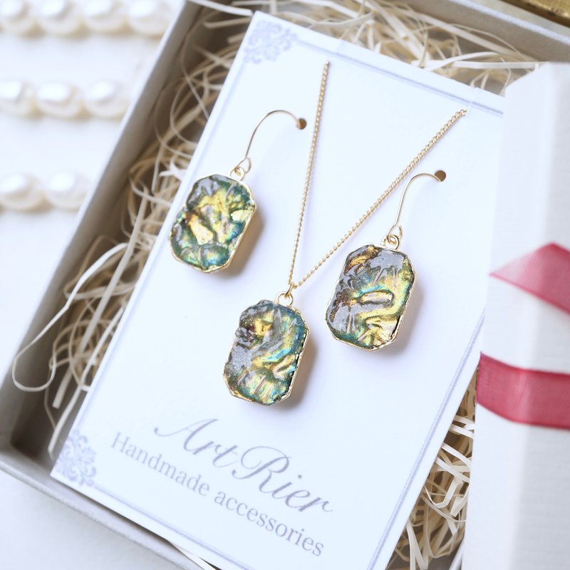 Aurora shine jewelry set/with box - 耳环/耳夹 - 植物．花 蓝色