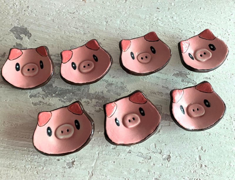 元气粉红猪猪筷子架(售完再制款)_陶器筷架 - 筷子/筷架 - 陶 粉红色