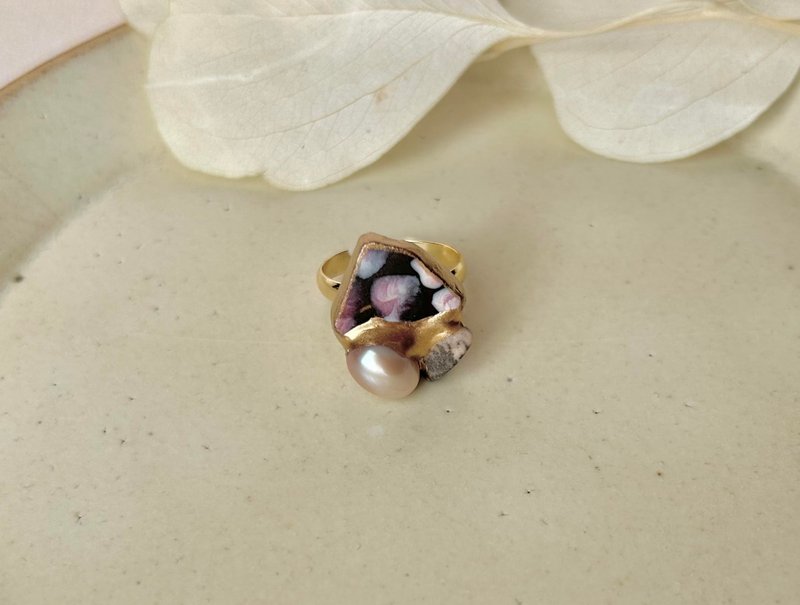 京烧 金继 戒指 14K 镀金 自由尺寸 手绘 菱锰矿 淡水珍珠 天然石 传统工艺 No.67 - 戒指 - 陶 黑色