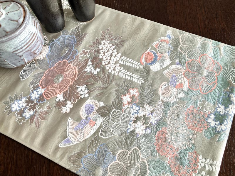 白金和服腰带餐垫 PPM011 - 餐垫/桌巾 - 丝．绢 白色