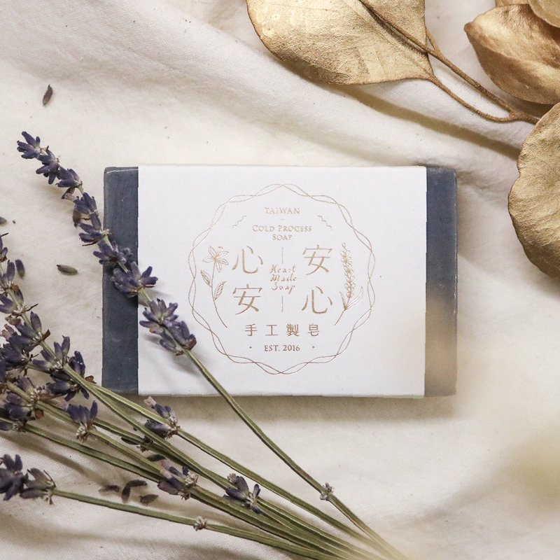 薰衣草洁肤皂 / 薰衣草、甜橙、玫瑰天竺葵 / 冷制精油手工皂 - 肥皂/手工皂 - 植物．花 