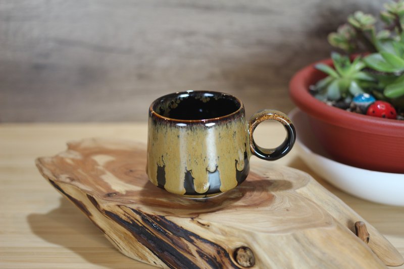 【送礼好物】80ml 流沙 天目流釉 小缘杯 咖啡分享杯 莺歌制 - 咖啡杯/马克杯 - 瓷 