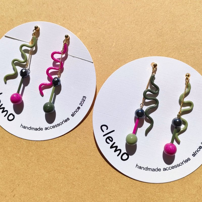 弯曲哑铃 抹茶/粉红【耳针/耳夹】 - 耳环/耳夹 - 其他材质 多色
