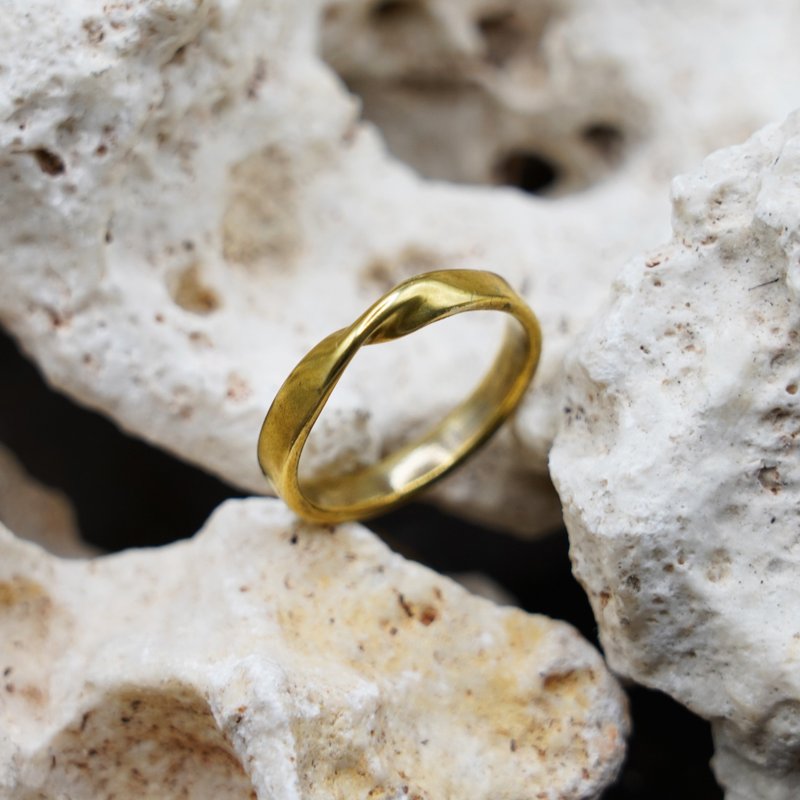 扭转黄铜戒 - 戒指 - 其他金属 