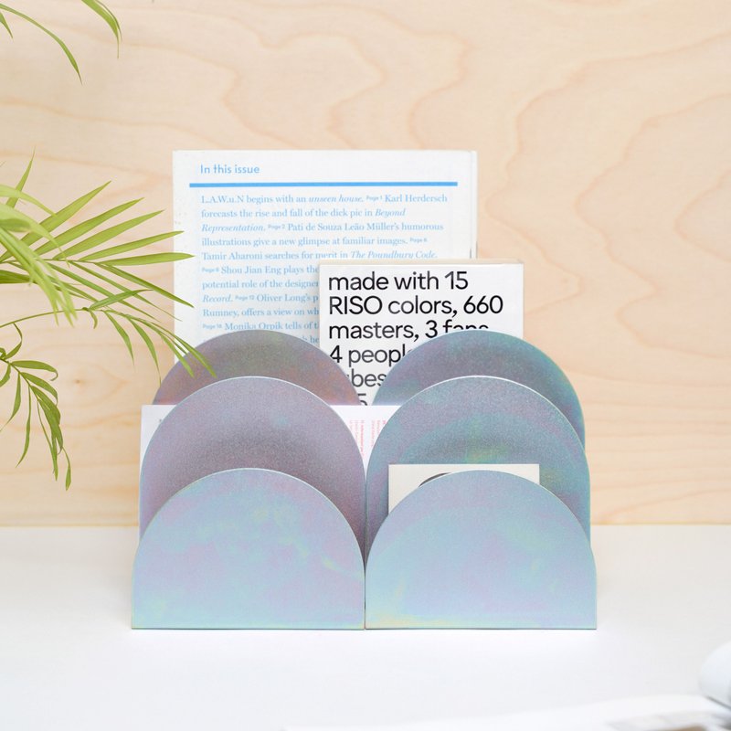 UU 桌面分隔架 / 银霞 - 置物架/篮子 - 其他金属 多色