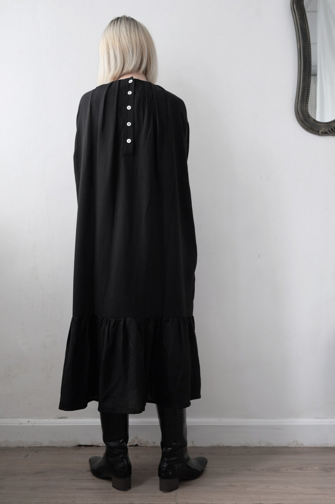 Silk cotton pleated dress 丝棉百褶连身裙 - 洋装/连衣裙 - 丝．绢 黑色