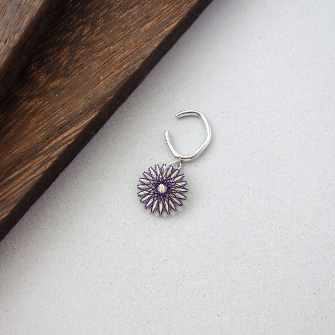绢线制 野花耳骨夹 Wildflower Ear cuff | 紫水晶色 | 包邮 - 耳环/耳夹 - 丝．绢 紫色