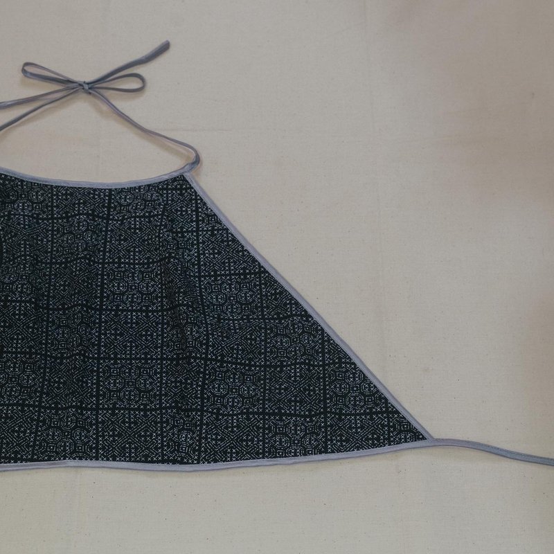 【手作设计·台湾制】岛系 - 几何图腾绑带肚兜 - 女装背心 - 棉．麻 黑色