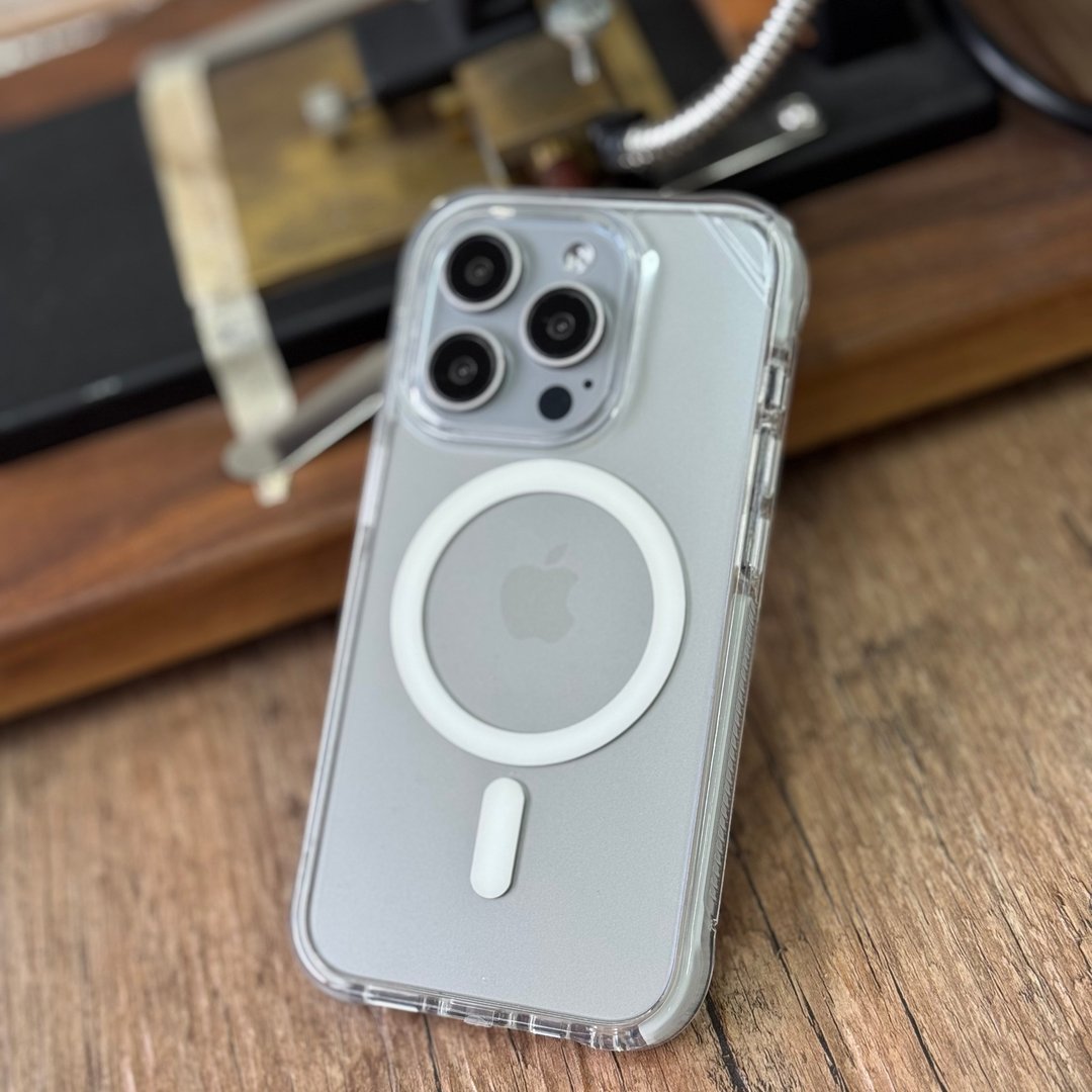 ARMOR iPhone 15 系列Signature Pro MagSafe电话保护壳_水晶透明 - 耳机收纳 - 其他材质 