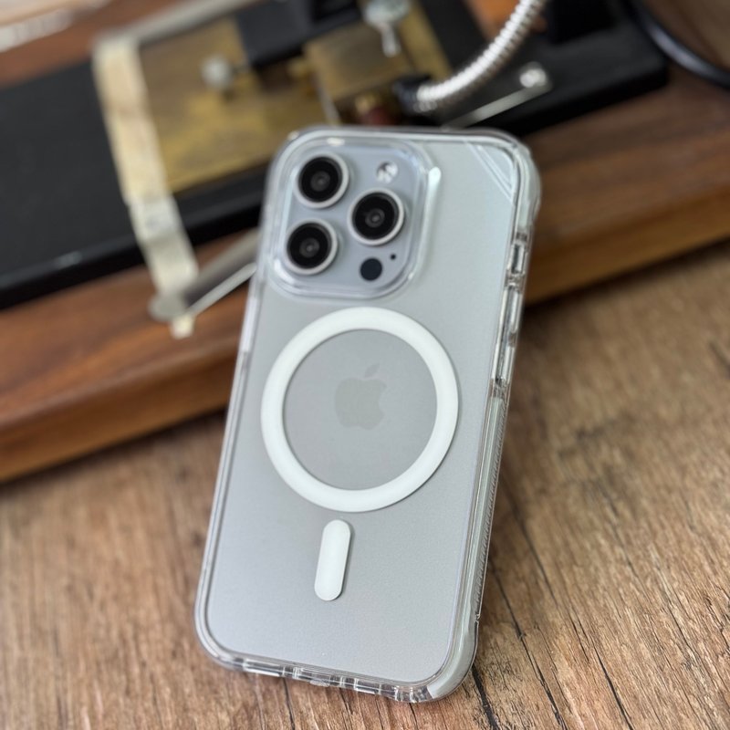 ARMOR iPhone 15 系列Signature Pro MagSafe电话保护壳_水晶透明 - 耳机收纳 - 其他材质 