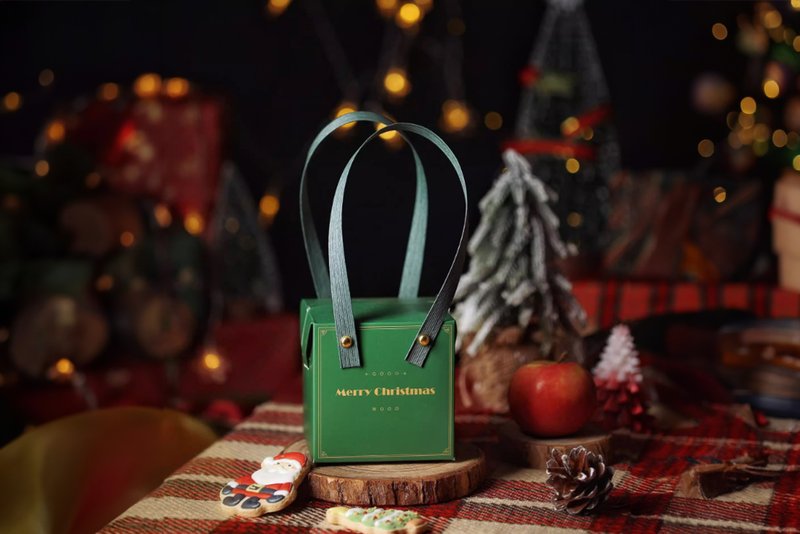 【禾果】【圣诞礼盒】Xmas手提圣诞方形礼盒-绿色(内含4包果干) - 水果干 - 其他材质 白色