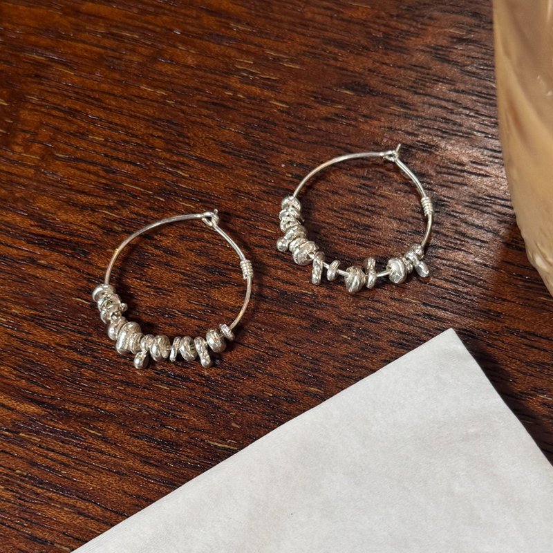 碎银子925纯银耳环耳圈 - 耳环/耳夹 - 纯银 