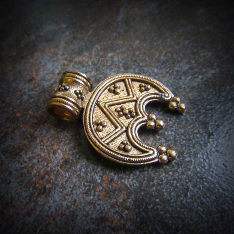 月神符号铜质项链坠饰, 半月铜质项链坠饰, 铜质护身符 - 项链 - 铜/黄铜 金色