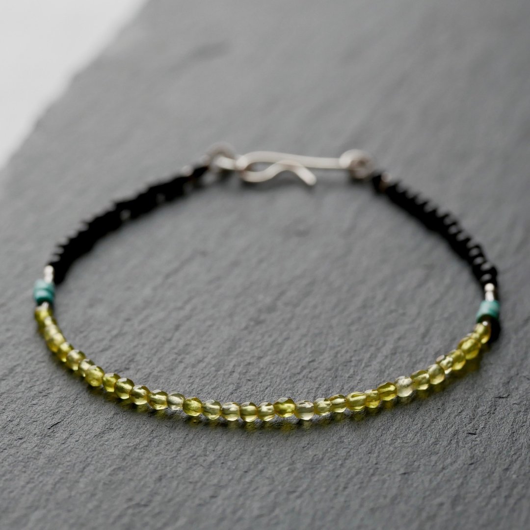 Yellow Jade & Onyx Bracelet - 手链/手环 - 宝石 黄色