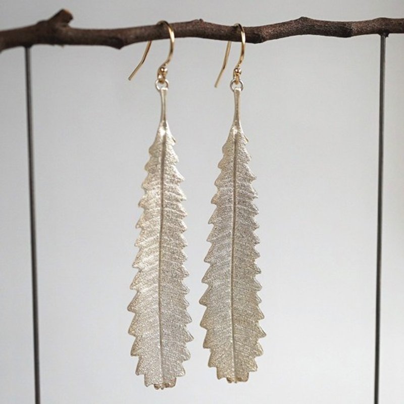 Banksia leaf earrings {EP055SV} - 耳环/耳夹 - 其他金属 