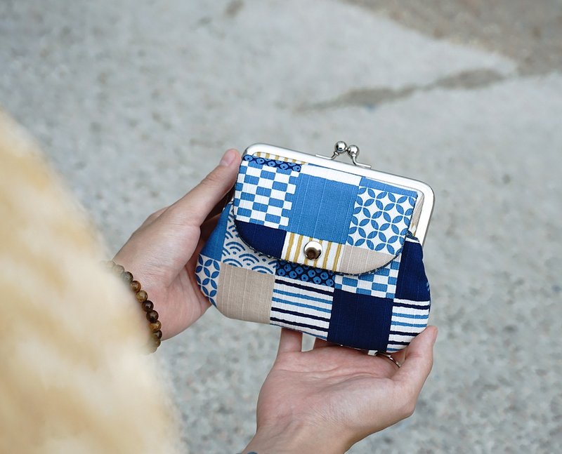 风吕敷创意创作系列口袋亲子口金包-靛蓝市松 - 皮夹/钱包 - 棉．麻 