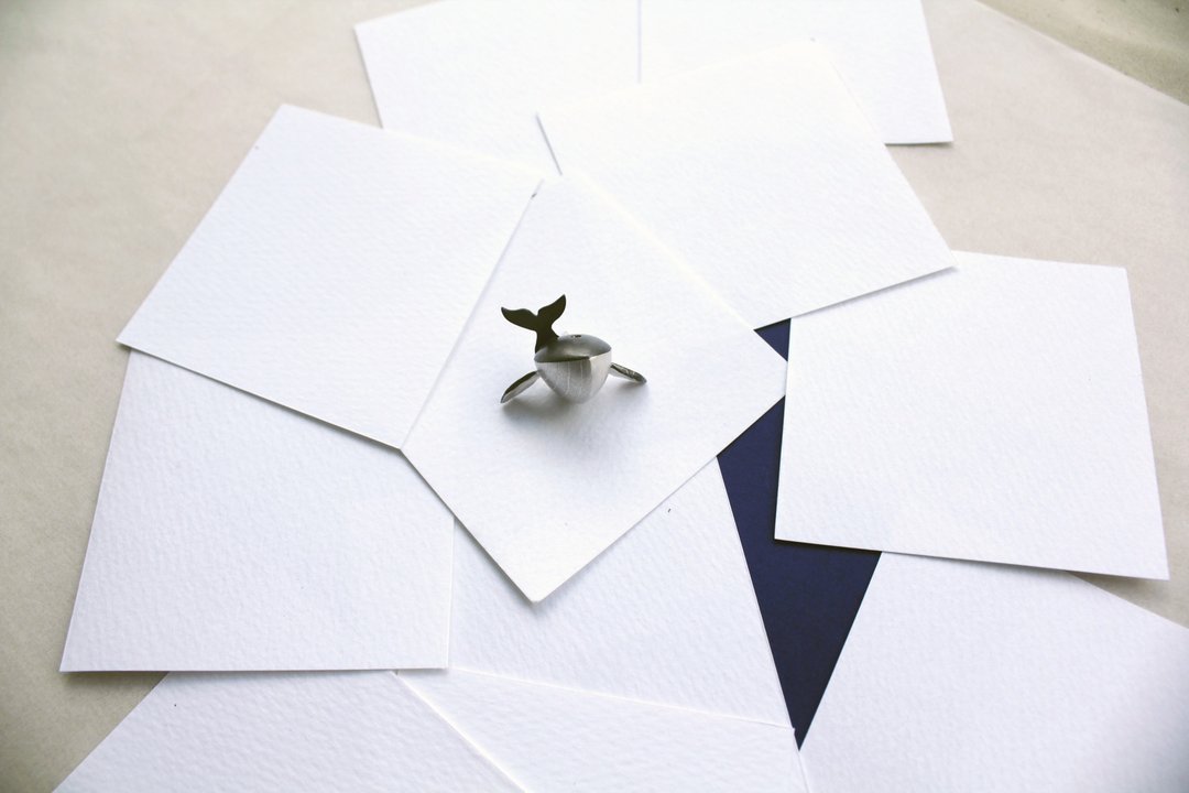 Whale Lapel Pin - 胸针 - 银 黑色