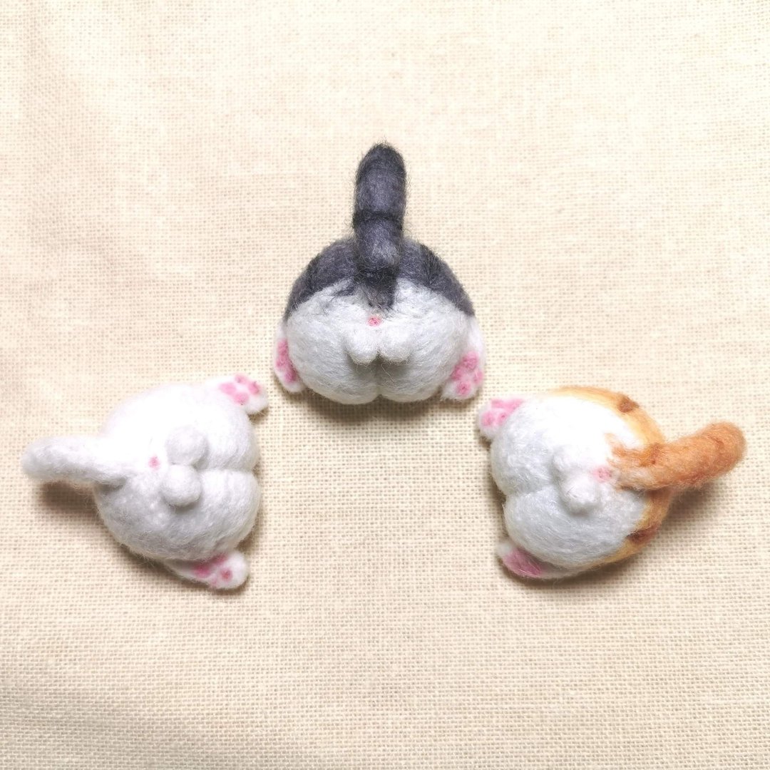 cat butt keychain - 钥匙链/钥匙包 - 羊毛 