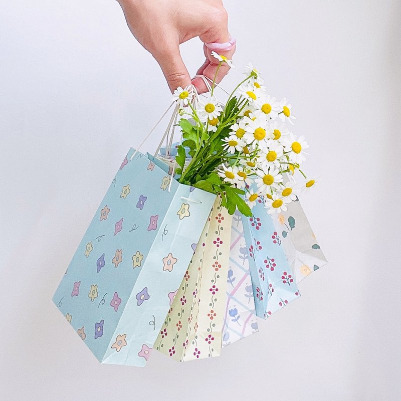 // 可选5种图案 // 10种植物纸袋 (附侧边・提把) - 纸盒/包装盒 - 纸 多色