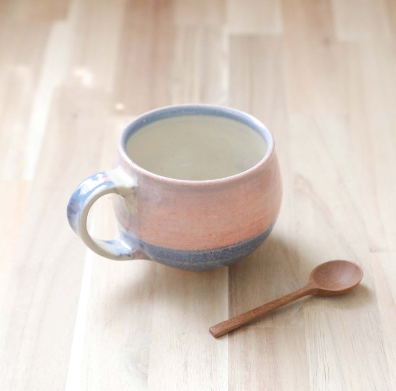 一大杯揉好的晨曦天空 3 - 咖啡杯/马克杯 - 陶 粉红色