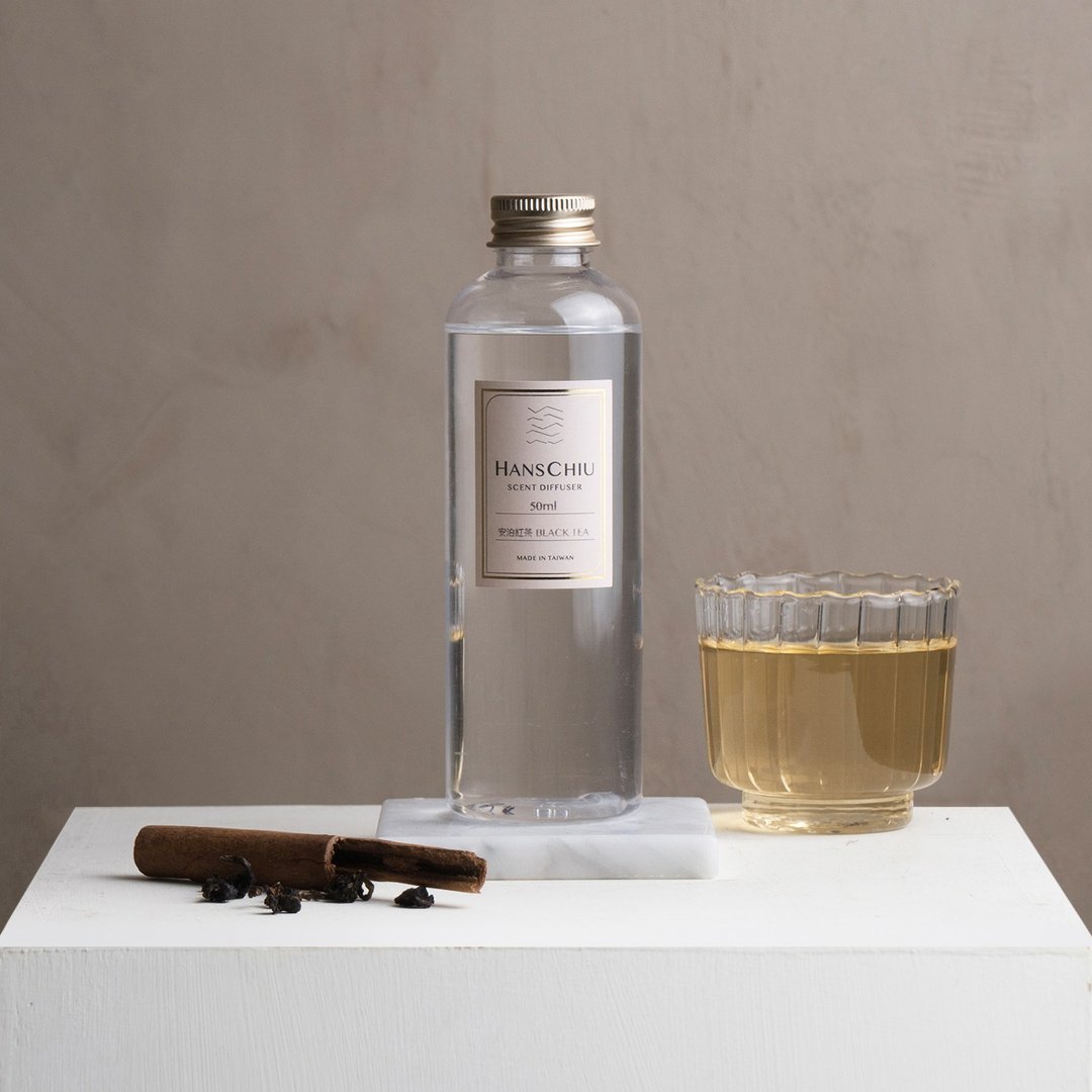 台茶香氛/ 居家扩香补充瓶180ml 岩之香 - 香薰/精油/线香 - 浓缩/萃取物 金色