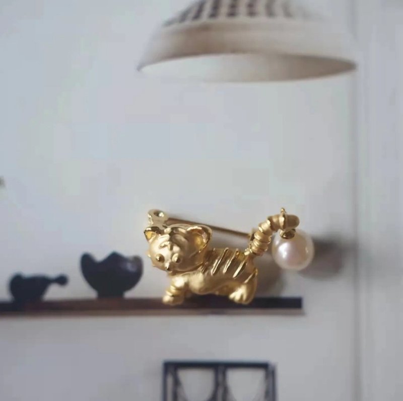 小老虎珍珠胸针 - 胸针 - 珍珠 金色