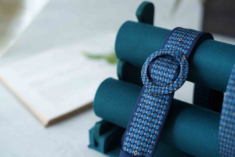 古董领带改制腰带-mila schon100%silk-雨的结晶-蓝-腰带发箍 - 皮带/腰带 - 丝．绢 蓝色