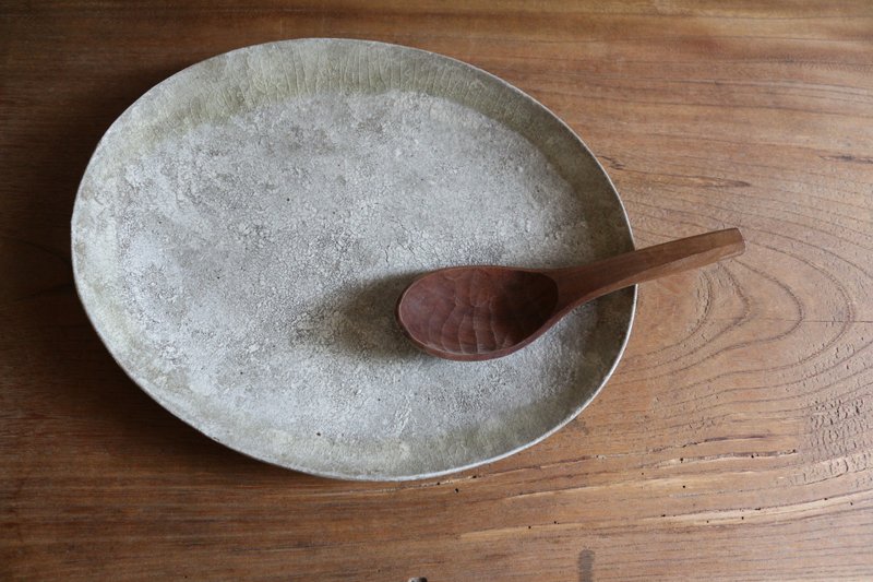 Oval plate - 盘子/餐盘/盘架 - 陶 银色