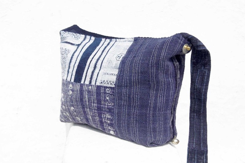 生日礼物 母亲节礼物 情人节礼物 手工限量一件 天然棉麻收纳包 / 民族风斜背包 / 植物染indigo肩背包 /侧背包 - 蓝染森林 古布手工拼接棉麻植物染 - 侧背包/斜挎包 - 棉．麻 蓝色