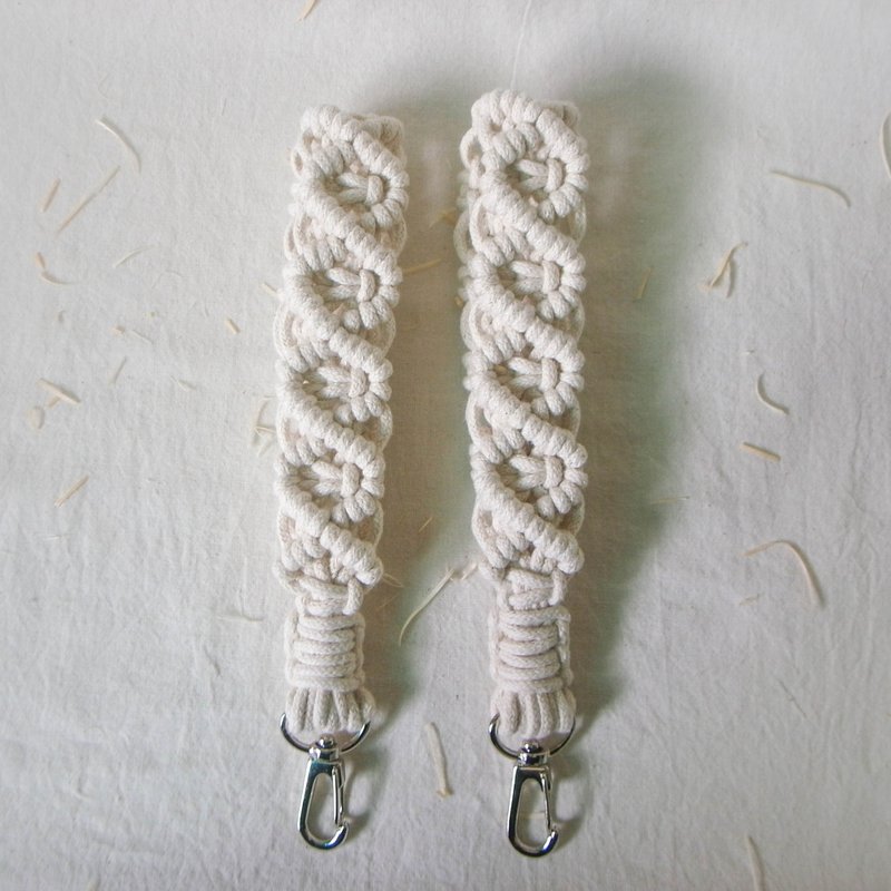 质感原色麻花手腕绳 / 手工编织 - 挂绳/吊绳 - 棉．麻 