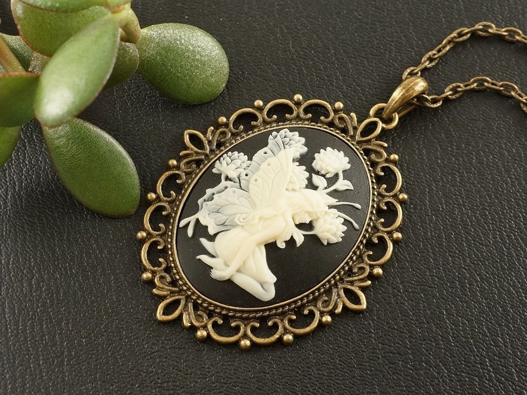 Fairy Girl Cameo Victorian Epoch Ivory on Black Cameo Pendant Necklace Jewelry - 项链 - 其他材质 黑色