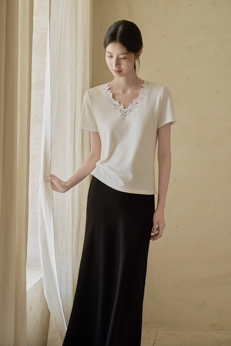 法式极简  天丝棉镂空老钱风短袖T恤 - 女装 T 恤 - 其他材质 白色