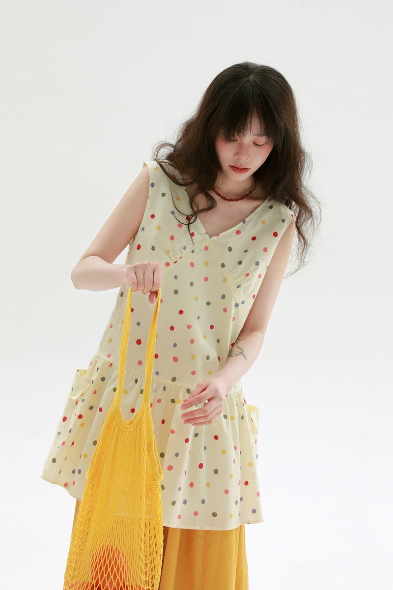 杏色 彩色波點V領口袋裙 甜美休閒簡約長款背心 無袖上衣 - 女装背心 - 棉．麻 卡其色