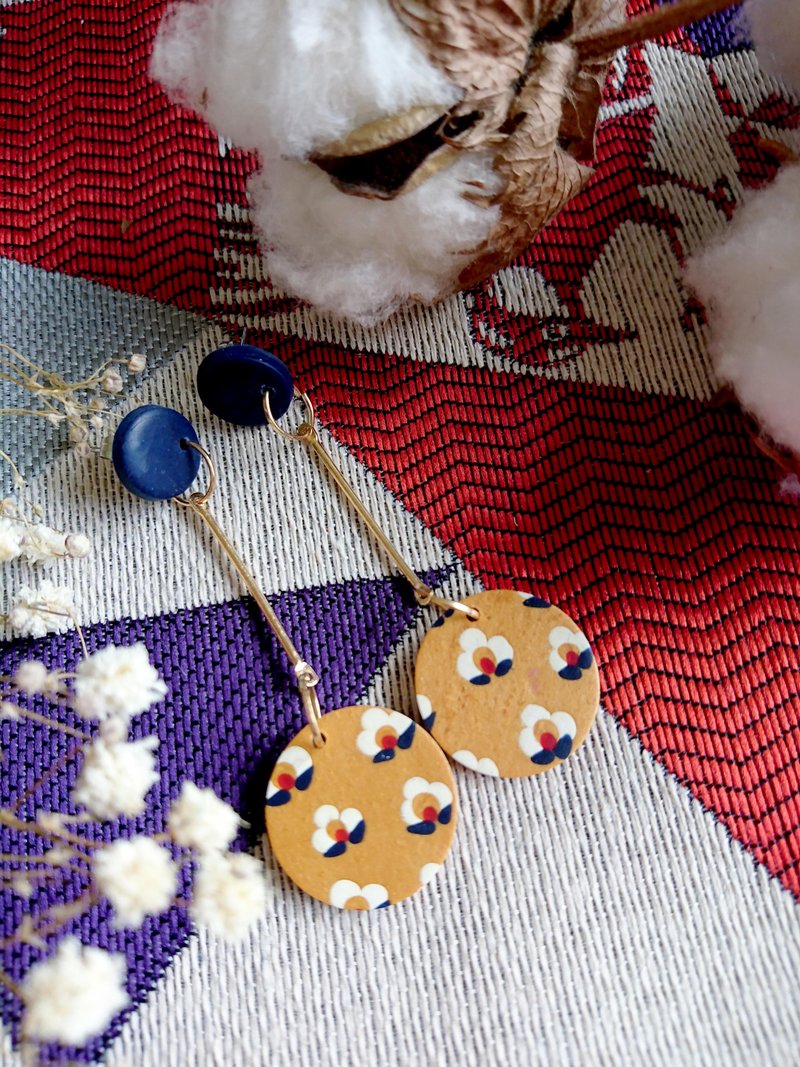 NAZNADesign桩花系列-长棒大圆垂挂款 - 耳环/耳夹 - 陶 金色