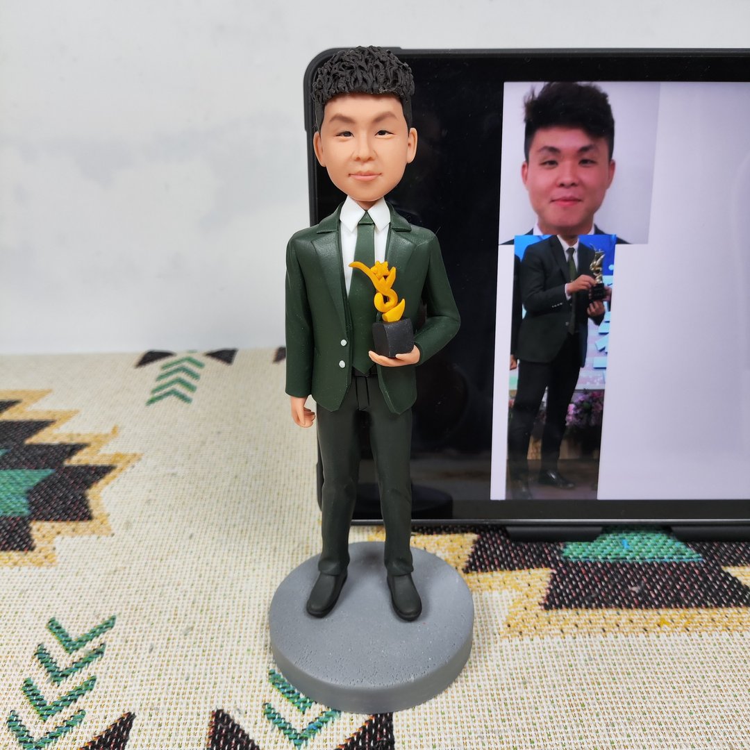 客制化人物公仔 人偶 3D人像画 似颜绘 肖像 定制 生日 纪念 奖杯 - 玩偶/公仔 - 粘土 多色