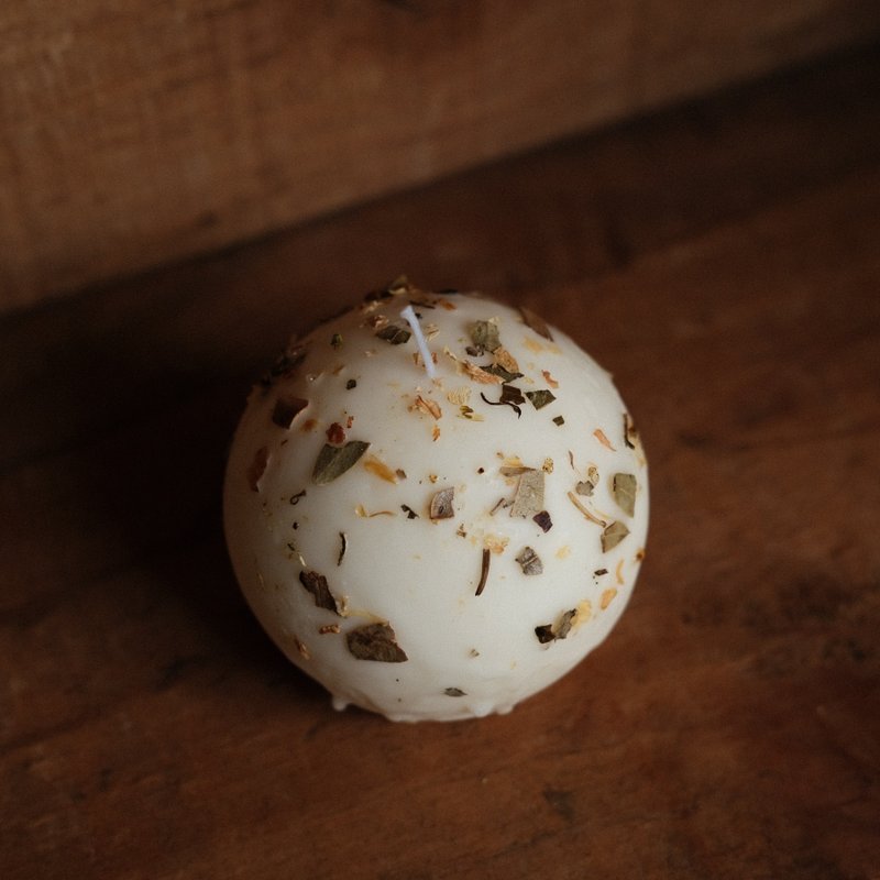 SALE | 植物草药祝福蜡烛球  蜷息日 - 蜡烛/烛台 - 蜡 白色