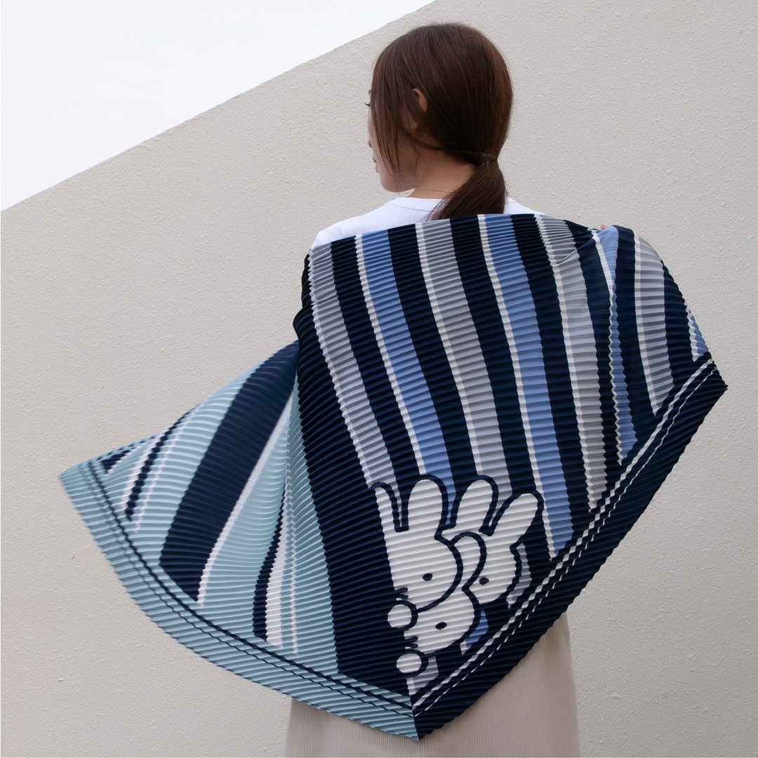 【Pinkoi x miffy】Errorism 皺摺圍巾【限定商品】 - 围巾/披肩 - 聚酯纤维 