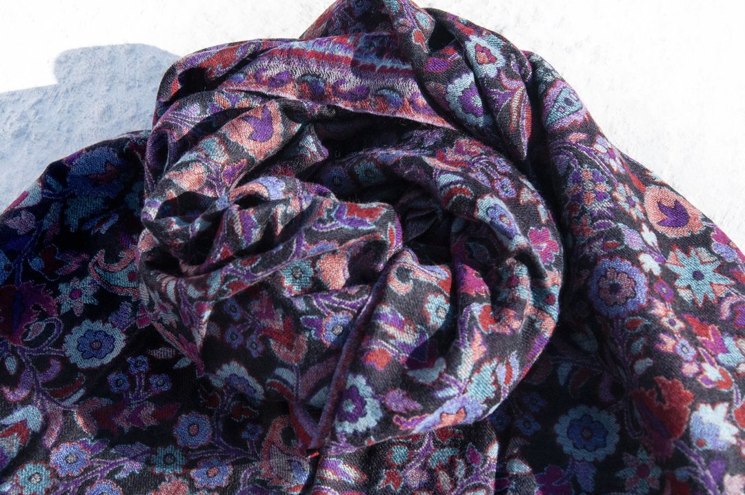 喀什米尔Cashmere 编织羊绒围巾 纯羊毛围巾披巾 戒指绒披肩-花朵 - 围巾/披肩 - 羊毛 多色